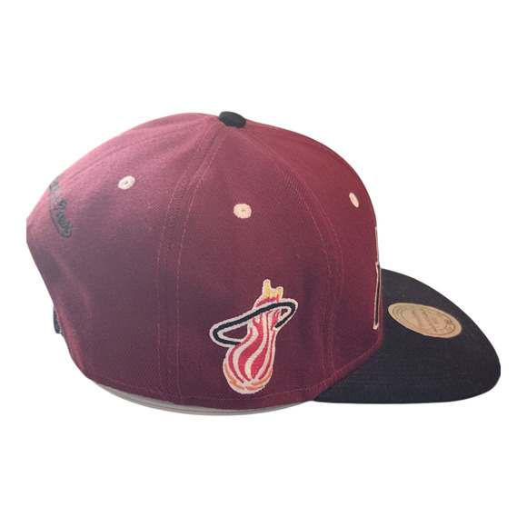 Mitchell & Ness Miami Heat Snapback Hat Cap Hardwood Classics - Picture 4 of 7